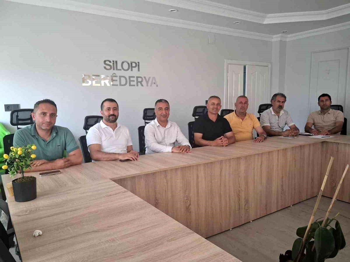 Silopi\'de Sağlık Çalışanları Sorunları Görüşüldü