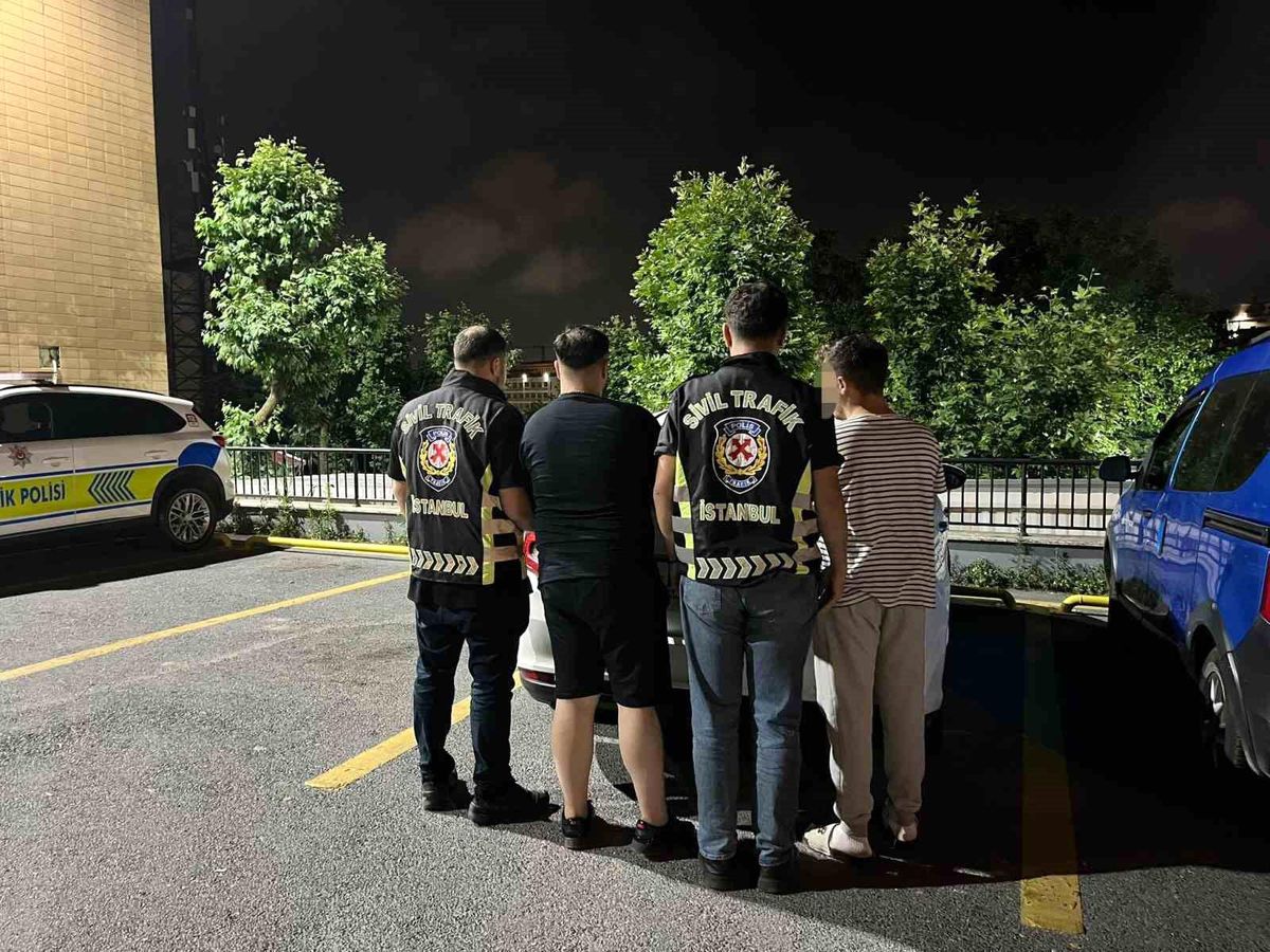 İstanbul\'da Tehlikeli Sürücülere 70 Bin TL Ceza