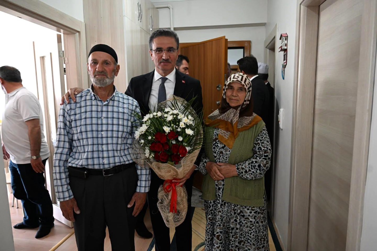 Vali Baruş\'tan şehit ailesi ve gaziye ziyaret
