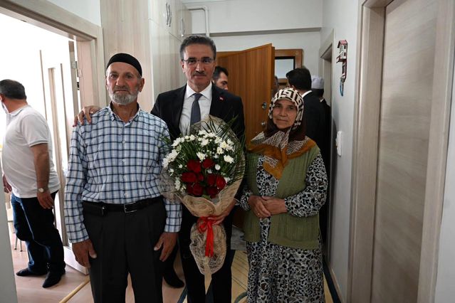 Vali Baruş’tan şehit ailesi ve gaziye ziyaret