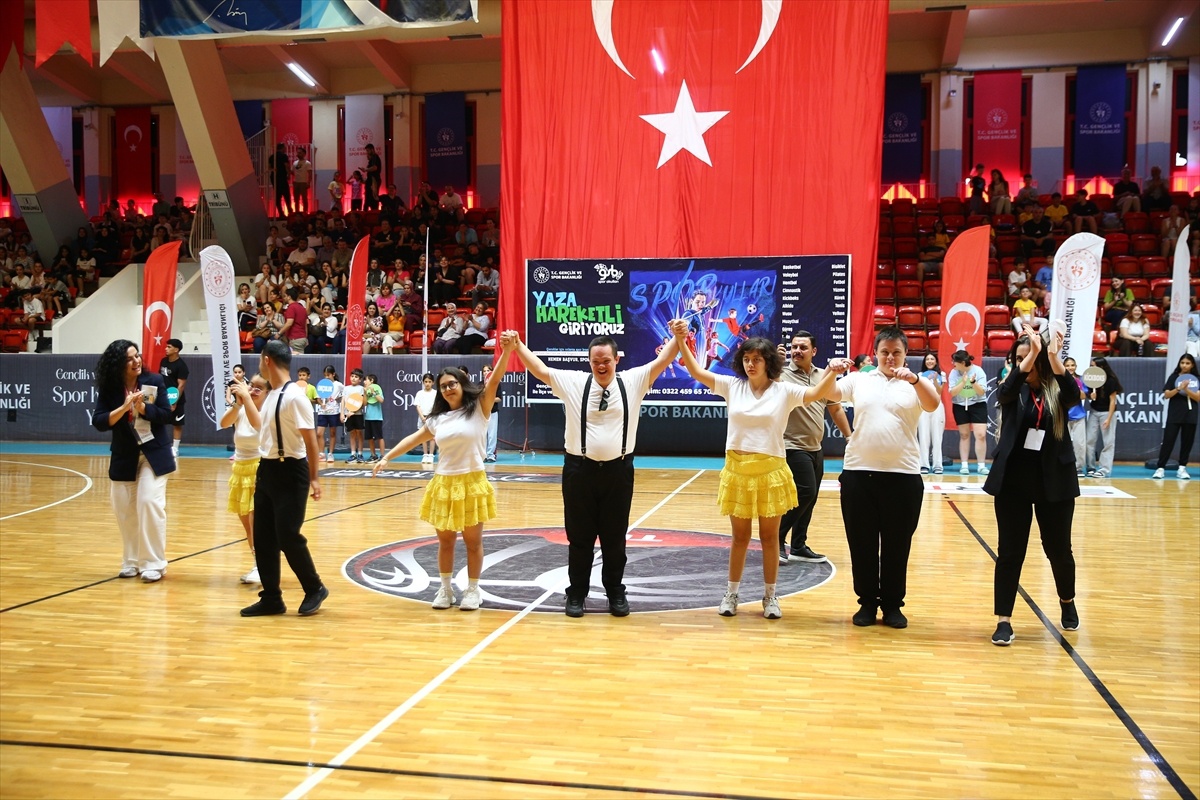 Adana ve Osmaniye\'de Spor Okulları Açıldı