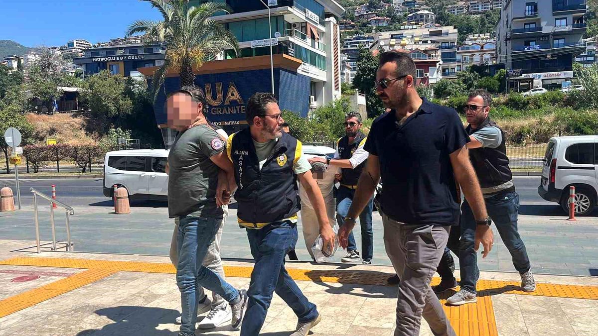 Alanya\'da Pompalı Tüfekle Ölüm: 2 Tutuklama