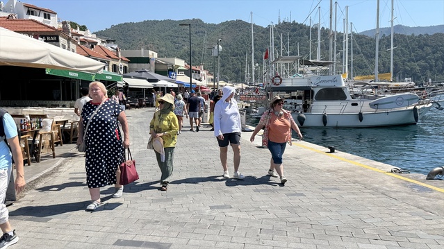 Aroya Kruvaziyeri Marmaris’e 2,667 Turist Getirdi