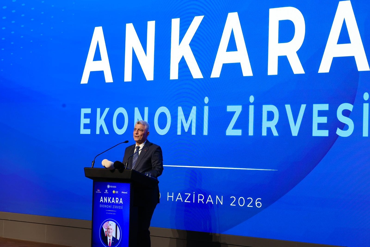 Bakan Bolat\'tan Türk Ekonomisine Vurgu