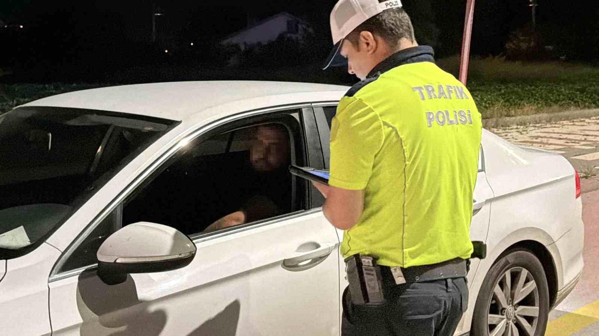 Bolu\'da Trafik Denetimleri: 1.756 Sürücü Ceza Aldı