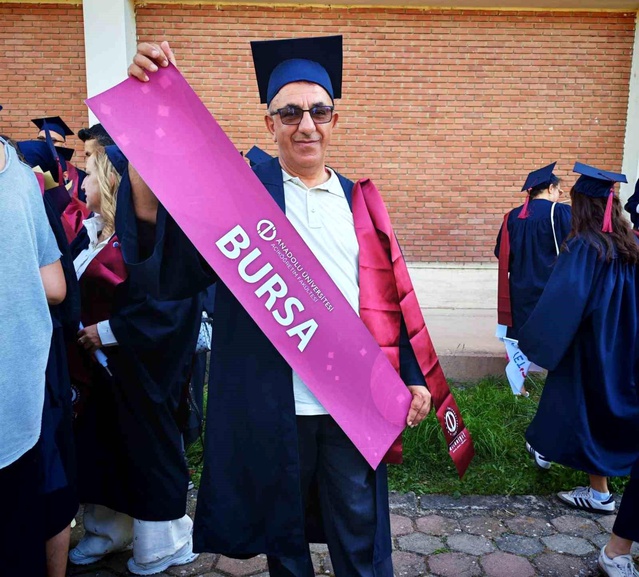 Dr. Ahmet Kartal’ın 10. Diploması
