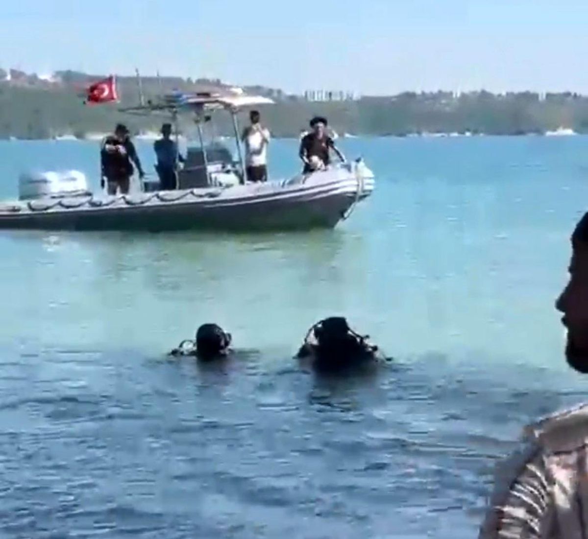 Adana\'da Boğulma Tehlikesi: 8 Yaşındaki Çocuk Kurtarıldı