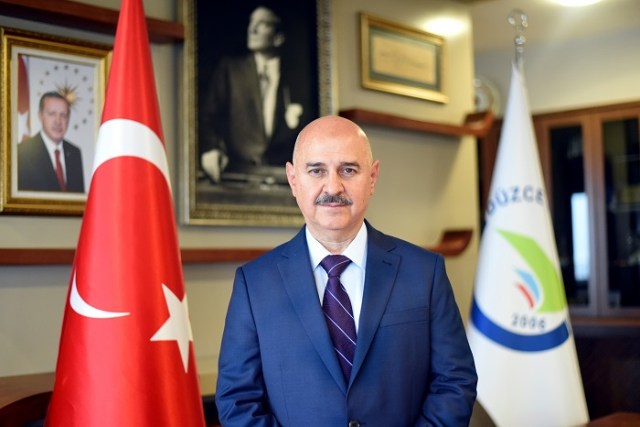 <a class='keyword-sd' href='/duzce-universitesi/' title='Düzce Üniversitesi'>Düzce Üniversitesi</a> rektörü hakkında YÖK'e çağrı: Görevden alınmalı