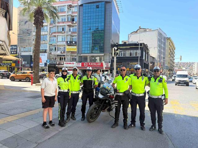 Efsane Trafik Polisi Murat Dolu’ya Veda