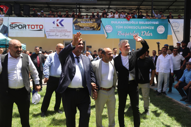 Kahramanmaraş'ta 454 pehlivan er meydanında mücadele etti
