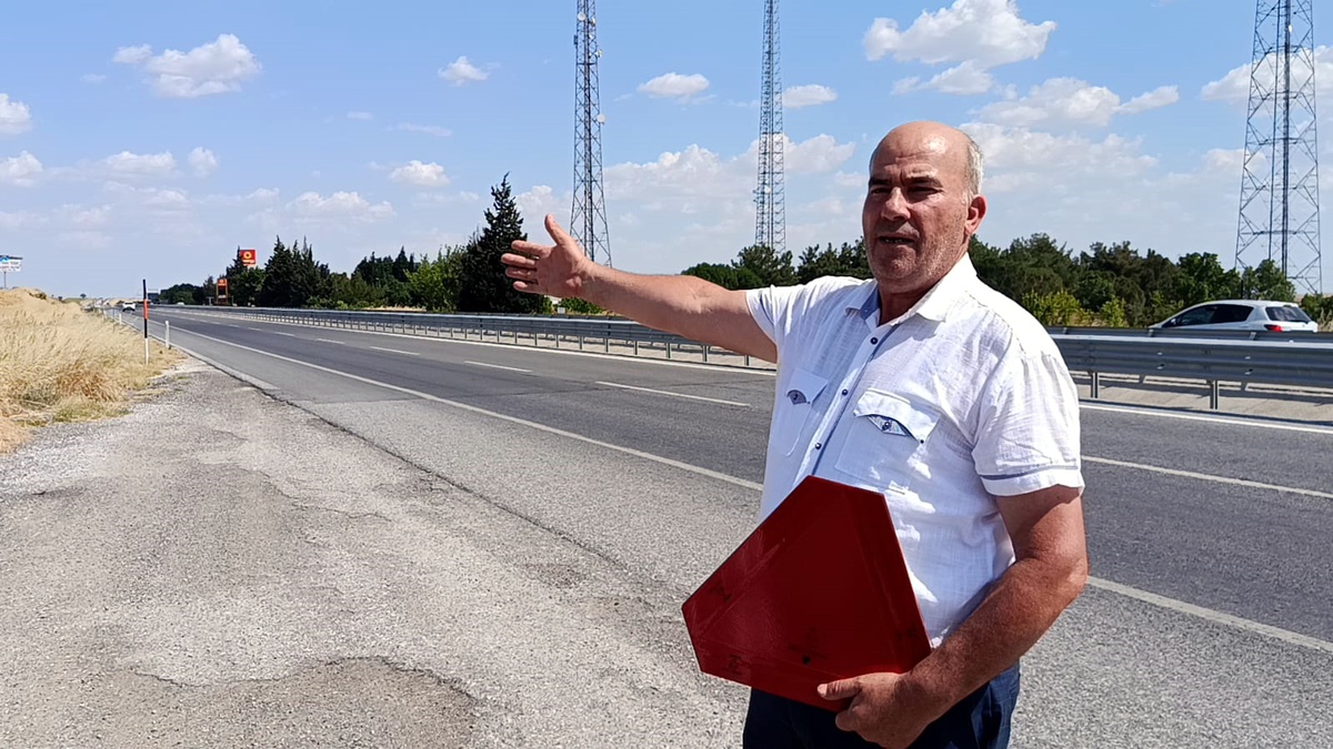 Reflektörsüz Traktörler Can Alıyor