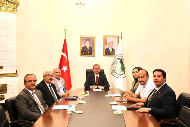 Kars’ta Yaz Kursları Toplantısı
