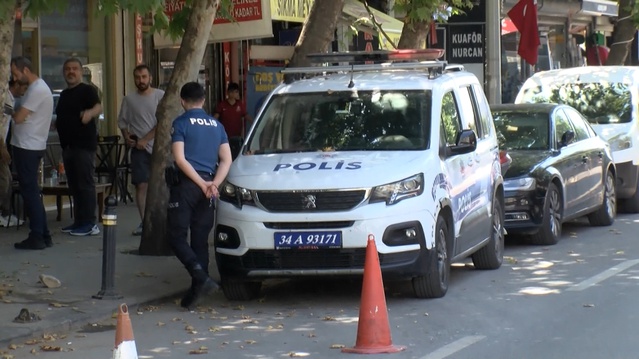 Yan bakma kavgası bıçakla bitti