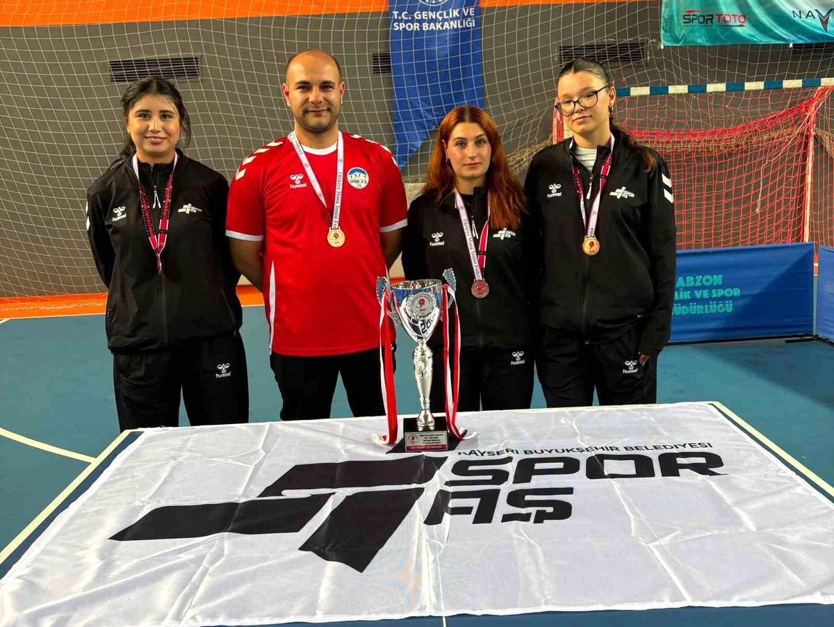 Kayseri Spor A.Ş Kadın Masa Tenisi Takımı 3. Lig\'e yükseldi