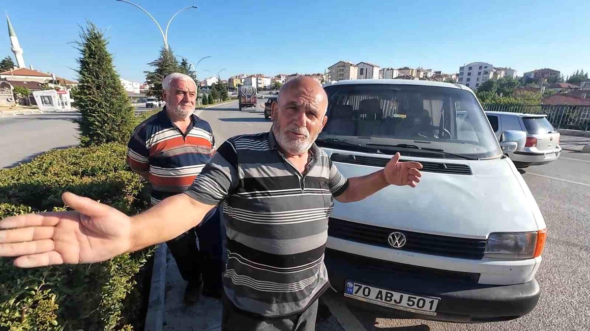 Karaman\'da Minibüs Kaza Yaptı