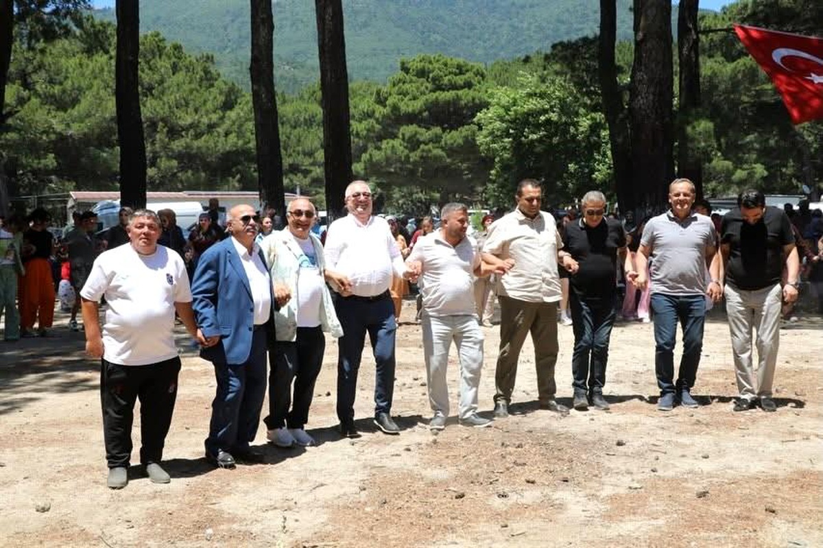 Kazdağı eteklerinde Karadeniz rüzgarı