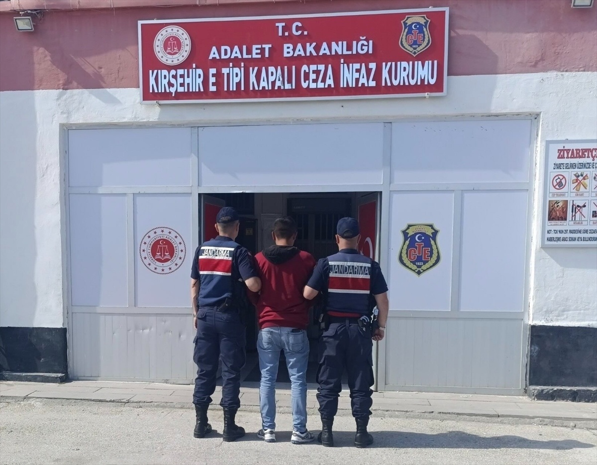 Kırşehir\'de İki Firari Hükümlü Yakalandı