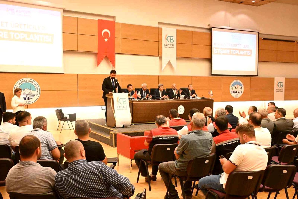 Kayseri\'de Kırmızı Et Üreticileri Toplandı