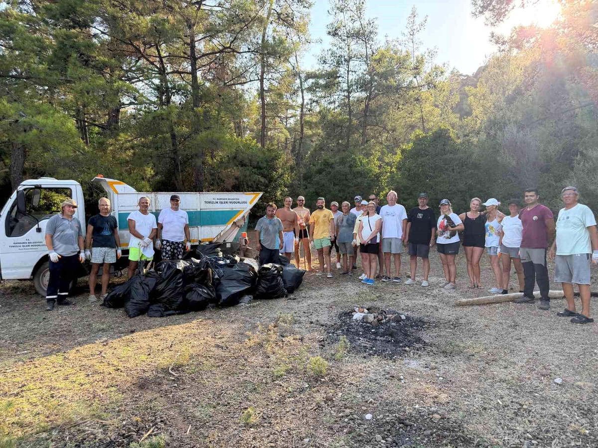Marmaris Çamurlubük ve İnbükü\'nde temizlik seferberliği