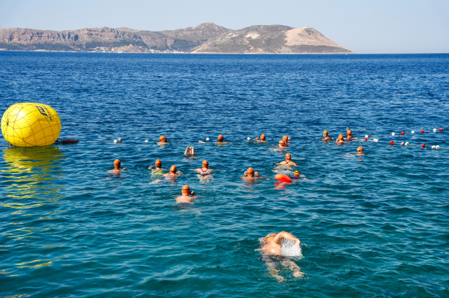 Meis-Kaş Maratonunda dostluğa kulaç atıldı