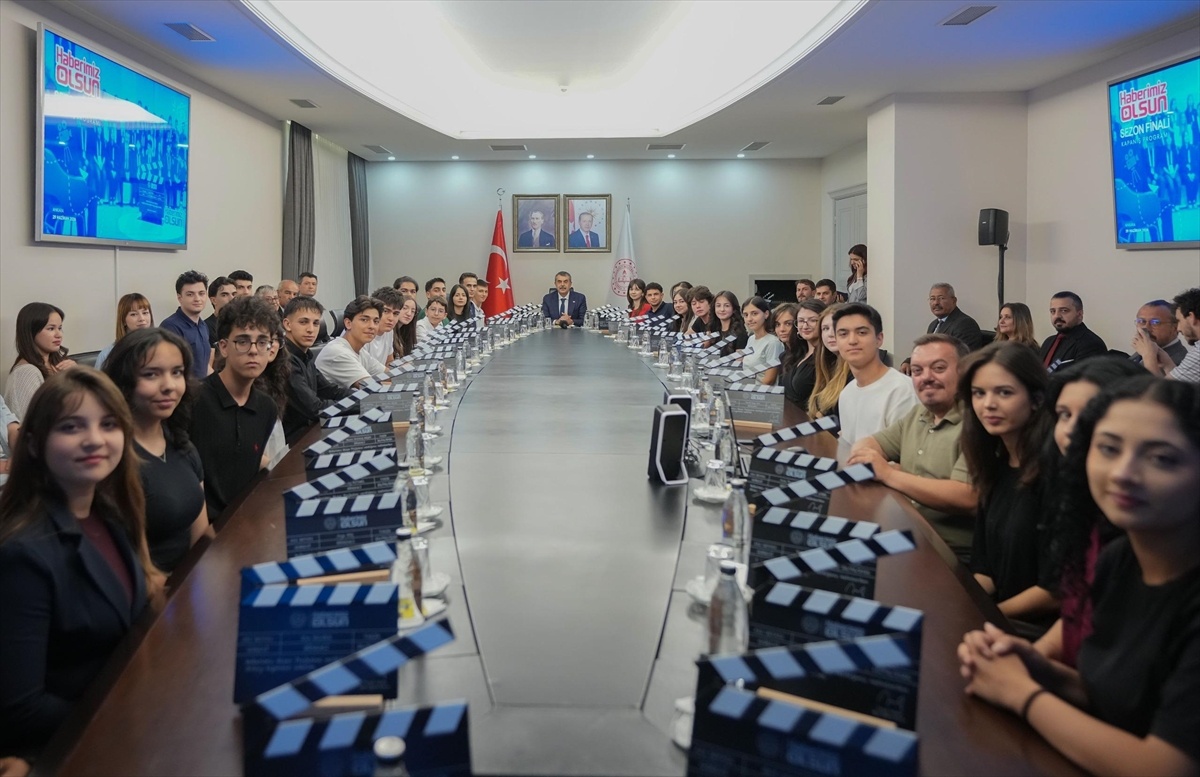 Bakan Tekin, \'Haberimiz Olsun\' Projesi Ekibini Ağırladı