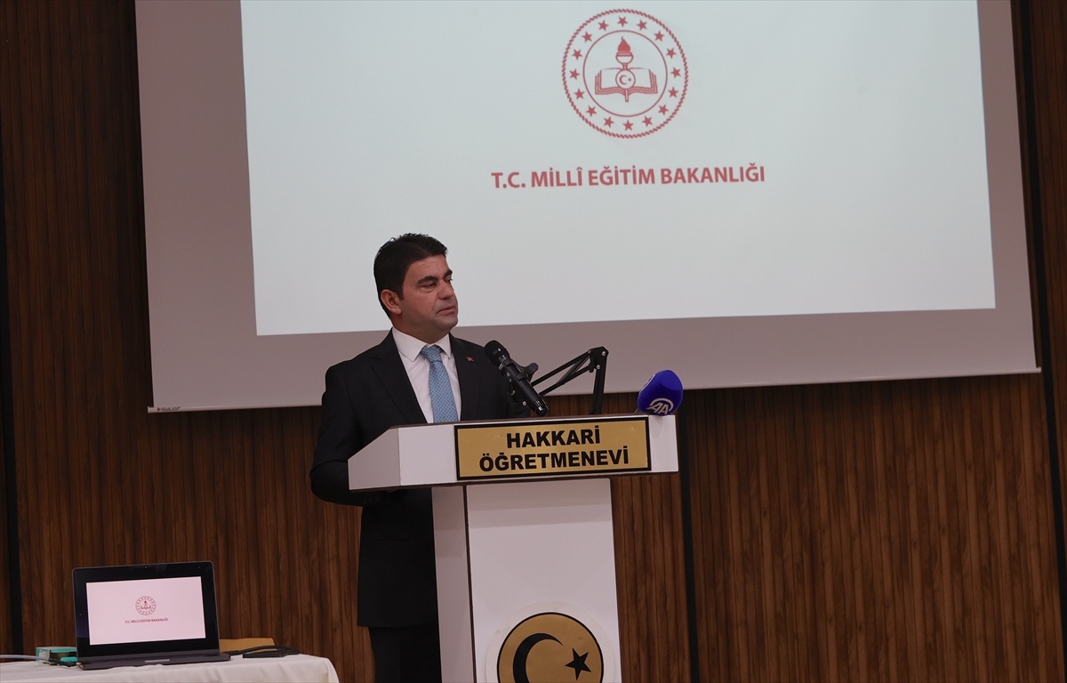 Hakkari\'de Eğitim Semineri Başladı