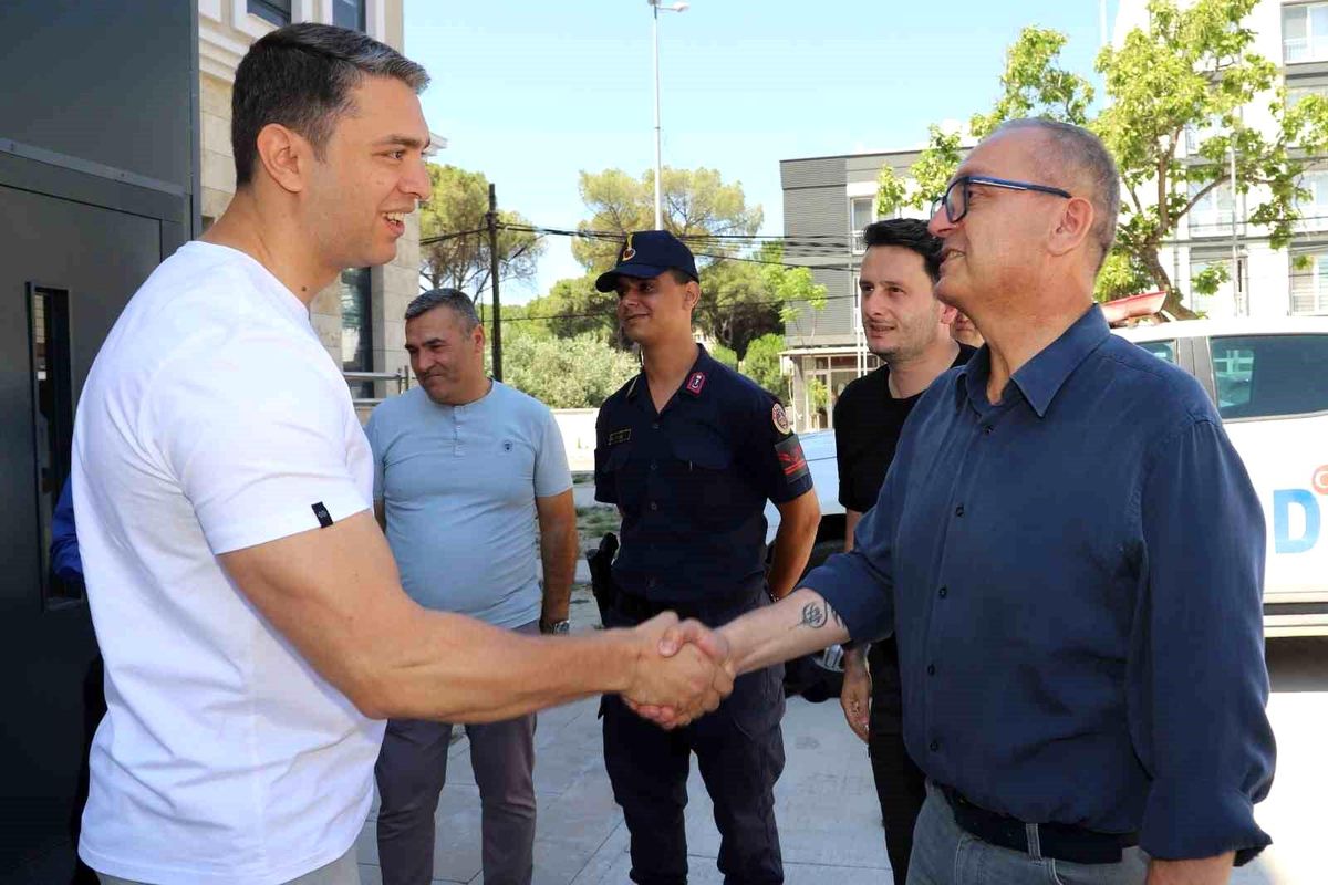 Saruhanlı Kaymakamı Murat Acar gözyaşları ve dualarla uğurlandı