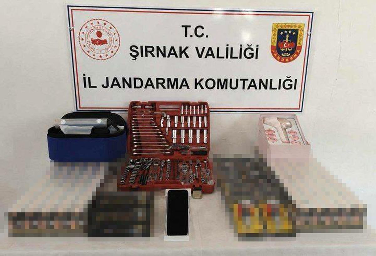 Şırnak\'ta Kaçakçılık Operasyonu: 18 Milyon Lira Ele Geçirildi