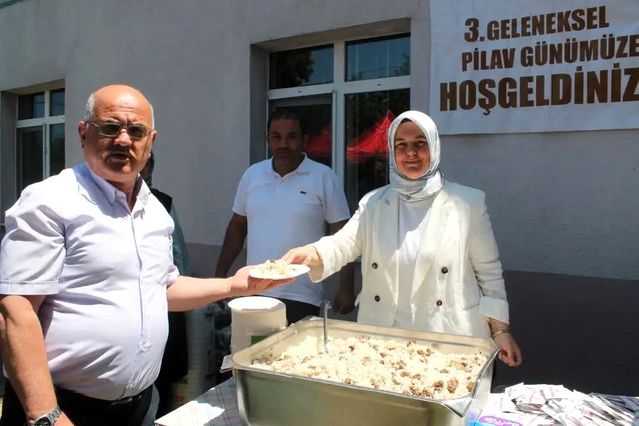Düzce’de Geleneksel Pilav Günü Etkinliği