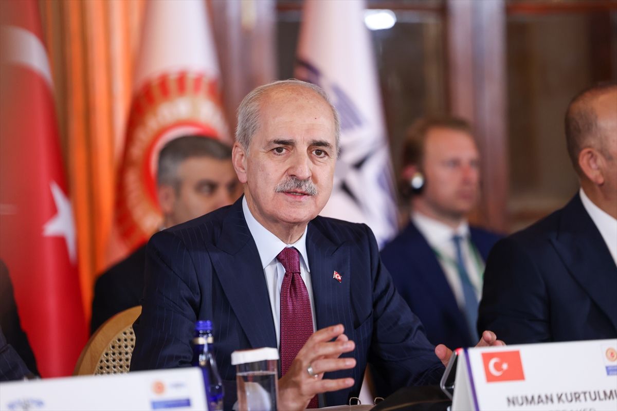 Kurtulmuş\'tan NATO Zirvesinde Ambargo Eleştirisi