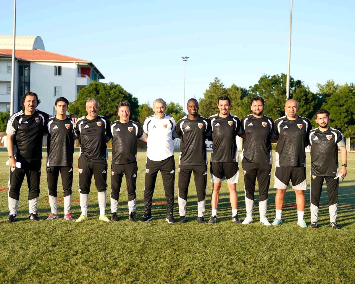 Kayserispor'un Yeni Teknik Ekibi Açıklandı