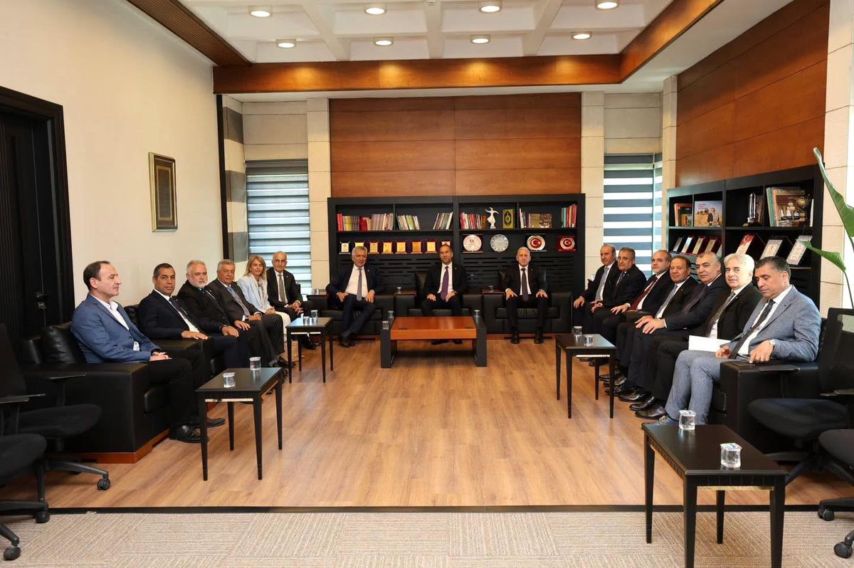 Başkan Özdemir İSO heyetine Niğde\'nin yatırım potansiyelini anlattı