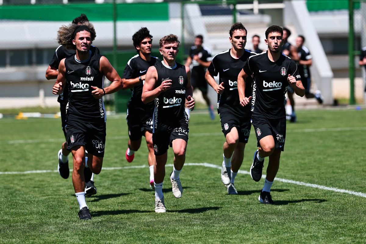 Beşiktaş Yeni Sezon Hazırlıklarına Devam Ediyor