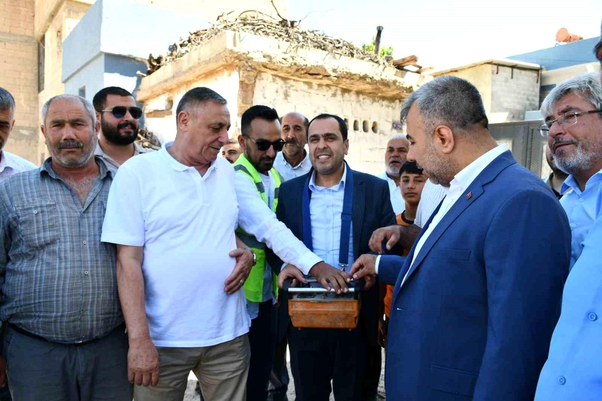Birecik Belediyesinden Kural Mahallesine taziye evi