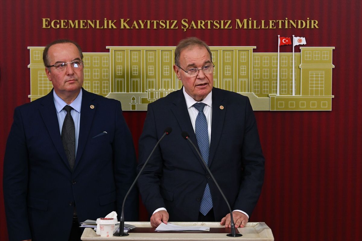 CHP\'den Emekli Aylığı Teklifi