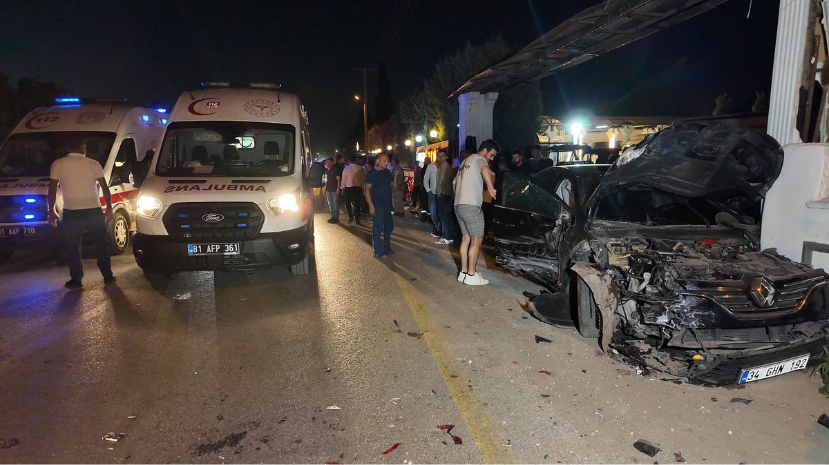Düğün Salonunda Kaza: 4 Yaralı