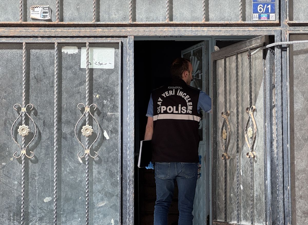 Yatakta Düşen Bebek Hayatını Kaybetti