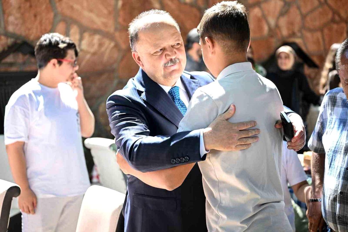 Kastamonu\'da Koruyucu Aile Günü Kutlandı