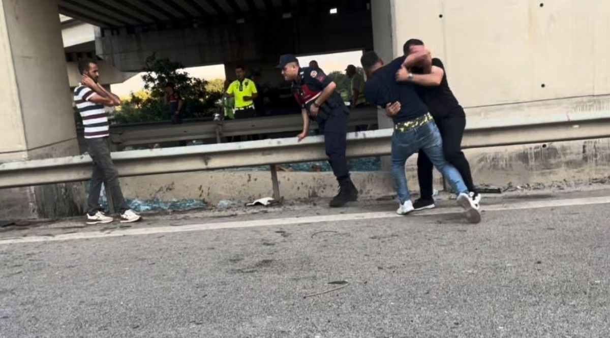 Bursa\'da TIR Kazası: Sürücü Hayatını Kaybetti