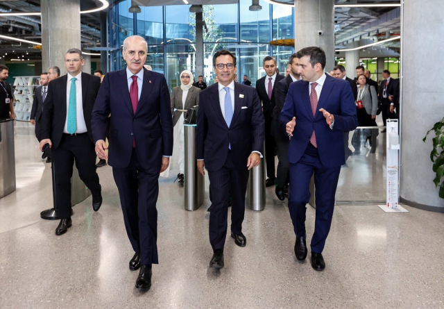 NATO Parlamenter Zirvesi'ne katılan meclis başkanları Baykar Milli Teknoloji Merkezi'ni ziyaret etti