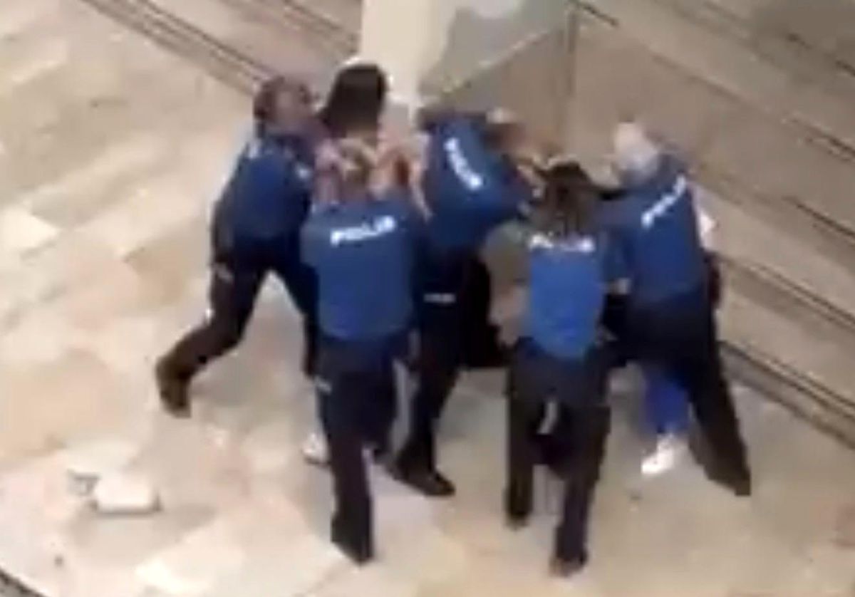 Samsun\'da Kadınlar Arasında Kavga