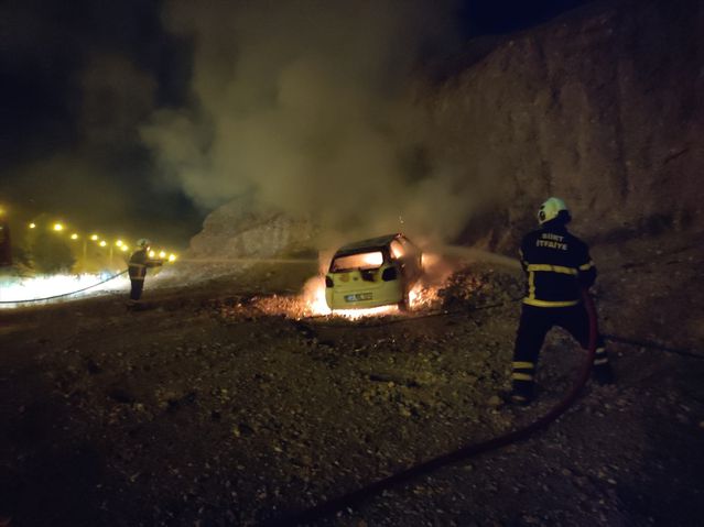 Siirt’te Otomobil Yangını