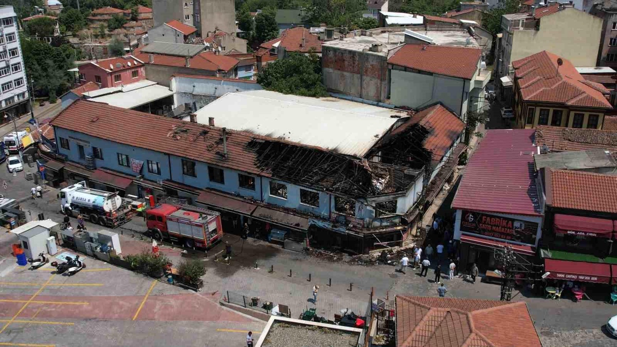 Tarihi çarşıdaki acı bilanço ortaya çıktı: Küle dönen 6 işletme havadan görüntülendi