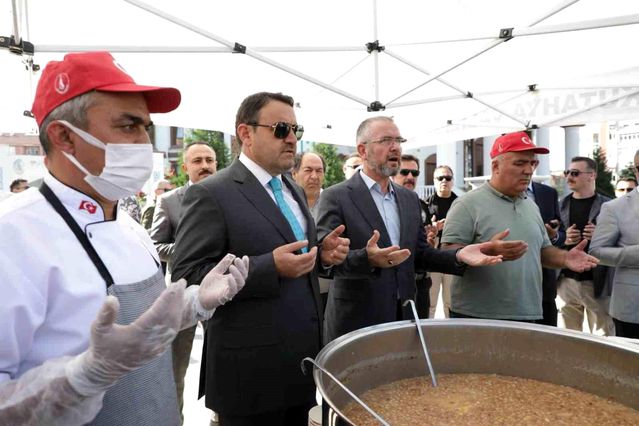 Kütahya’da Muharrem Ayı Aşure İkramı