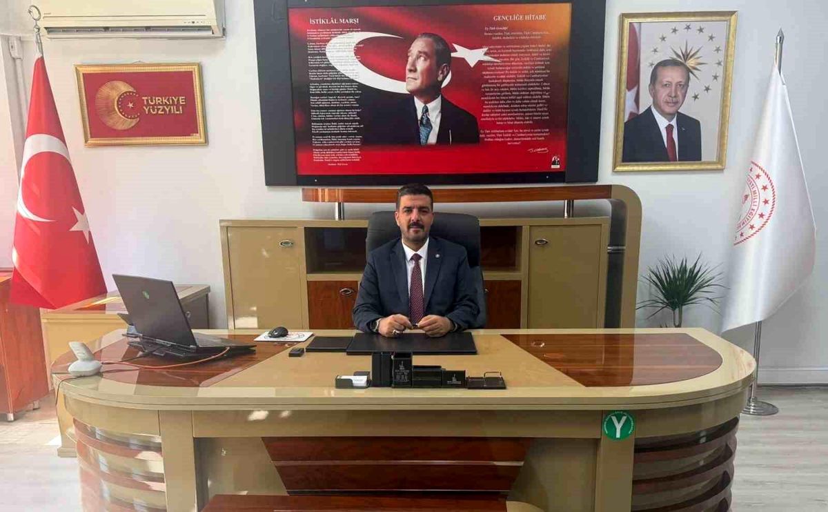 Yunusemre\'de Yeni Eğitim Müdürü: Mehmet Emin Efe