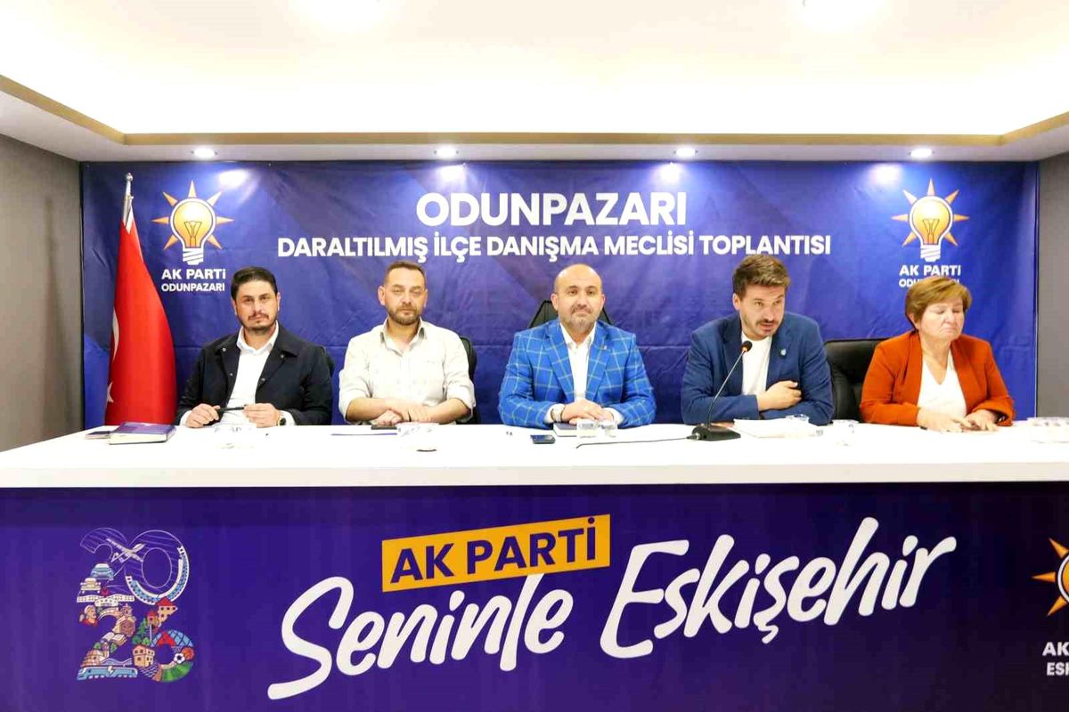 AK Parti Odunpazarı\'nda Danışma Toplantısı