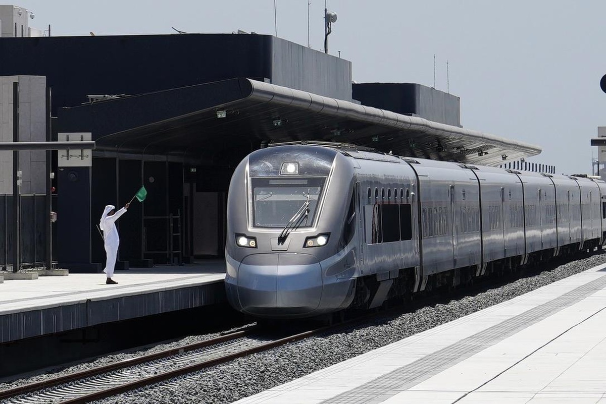 BAE\'de Etihad Rail Deneme Seferleri Başladı