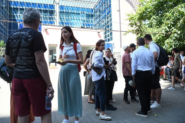 Arnavutluk’ta Turizm Projelerine Karşı Gösteriler