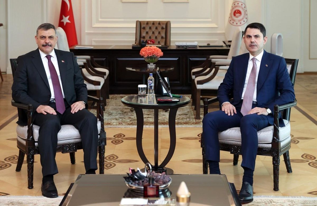 Bakan Çiftçi\'den Kurum\'a Ziyaret