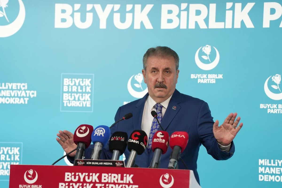 Destici: Kutsallara Dil Uzatamayız